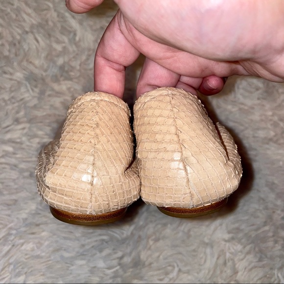 VERA WANG LAVENDER Lillian Nude Ballet Flats Size 8.5 - Picture 5 of 13